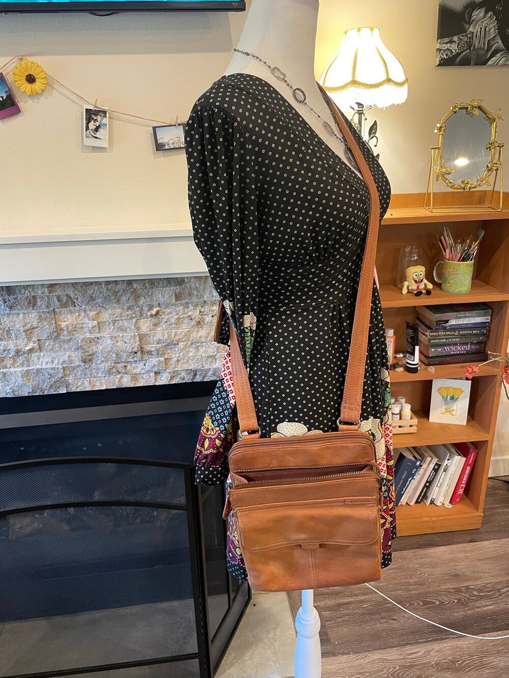 vintage tan leather fossil saddle bag
